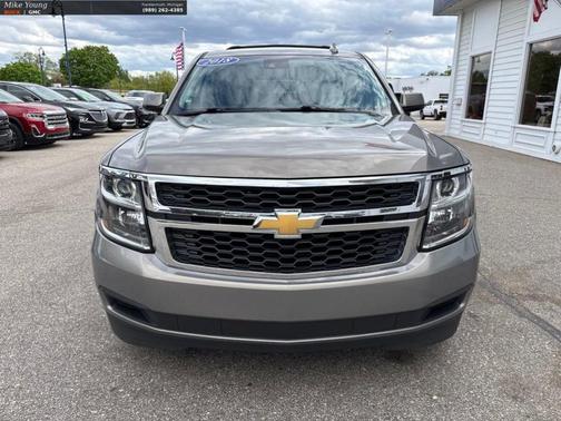 Pepperdust Metallic 2018 Chevrolet Tahoe LS