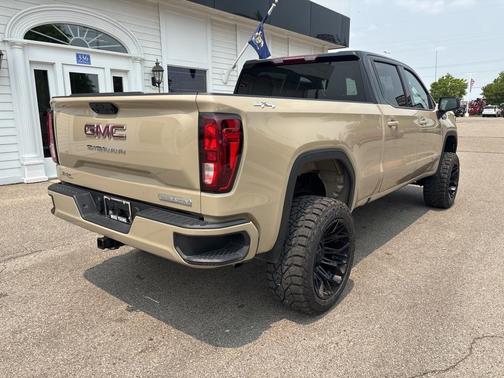 2022 GMC Sierra 1500 Elevation