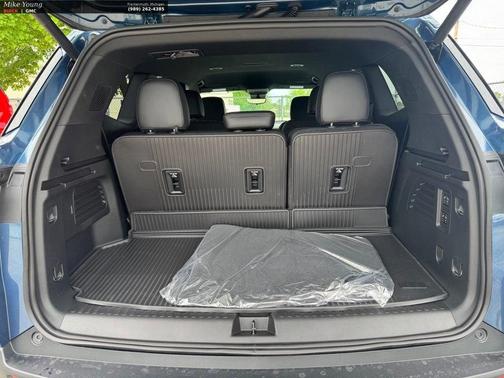 Ocean Blue Metallic 2026 Buick Enclave Preferred