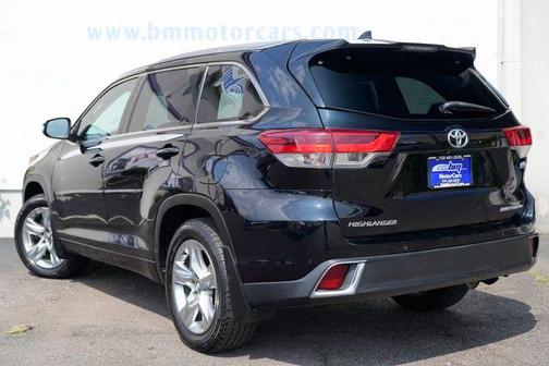 2017 Toyota Highlander Limited