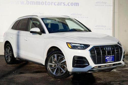 White 2021 Audi Q5 45 Premium Plus