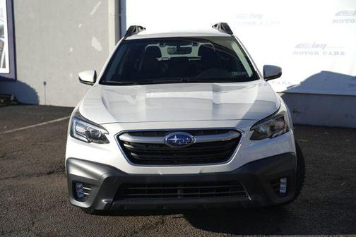 Crystal White Pearl 2022 Subaru Outback Premium