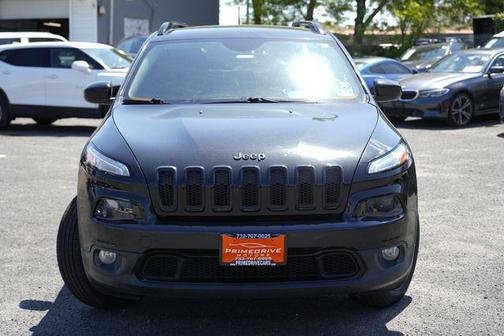 Brilliant Black Crystal Pearlcoat 2014 Jeep Cherokee Altitude