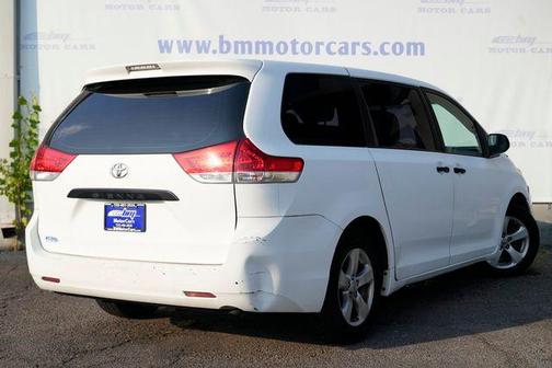 2011 Toyota Sienna Base