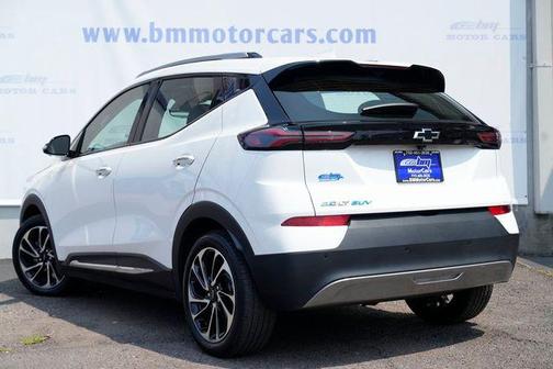 Summit White 2022 Chevrolet Bolt EUV FWD Premier