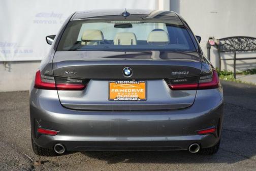 Mineral Gray Metallic 2019 BMW 330 xDrive