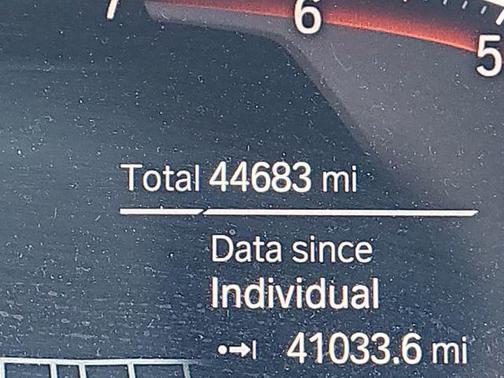Mineral Gray Metallic 2019 BMW 330 xDrive