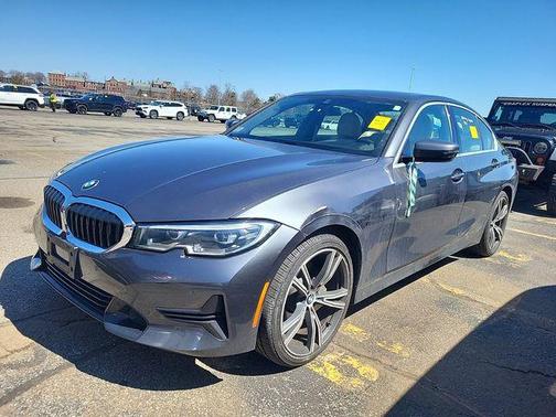 Mineral Gray Metallic 2019 BMW 330 xDrive