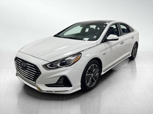 2019 Hyundai SONATA Hybrid Limited