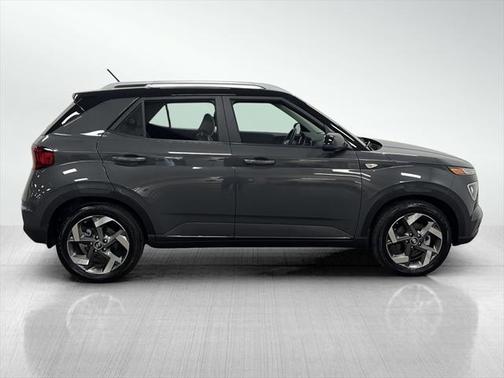 2024 Hyundai VENUE Limited