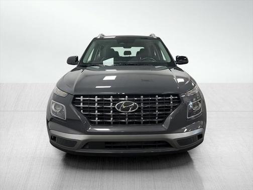 2024 Hyundai VENUE Limited