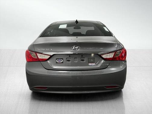 2012 Hyundai SONATA Limited