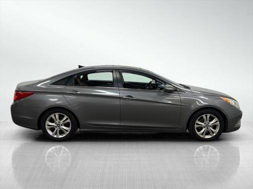 2012 Hyundai SONATA Limited