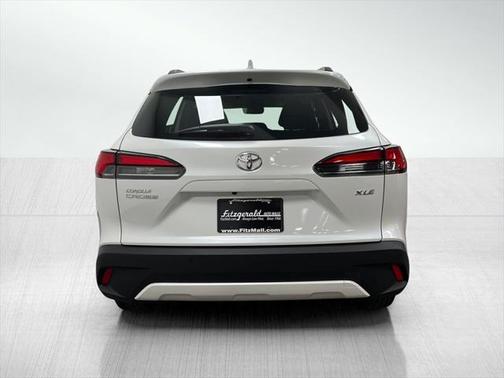 2024 Toyota Corolla Cross XLE