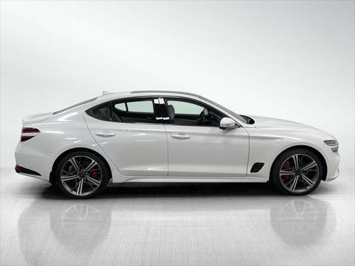2025 Genesis G70 3.3T RWD Sport Advanced