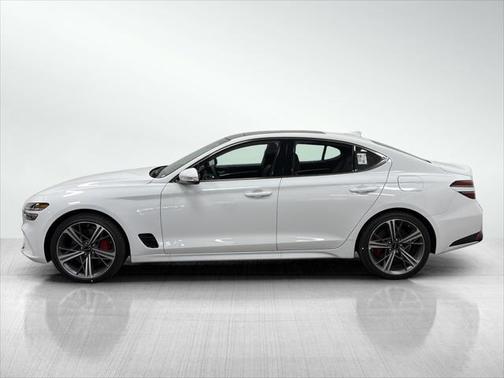 2025 Genesis G70 2.5T RWD