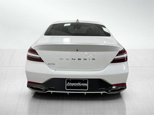 2025 Genesis G70 2.5T RWD