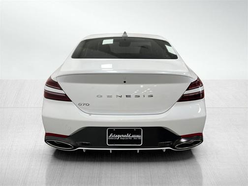 2025 Genesis G70 2.5T RWD