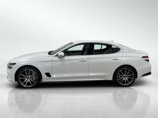 2025 Genesis G70 2.5T RWD