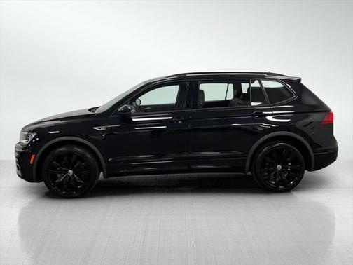 2021 Volkswagen Tiguan 2.0T SE R-Line Black