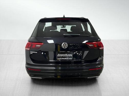 2021 Volkswagen Tiguan 2.0T SE R-Line Black