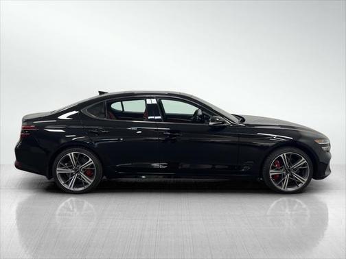 2025 Genesis G70 3.3T RWD Sport Advanced
