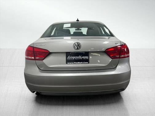 2014 Volkswagen Passat 1.8T S