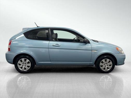 2011 Hyundai Accent GS