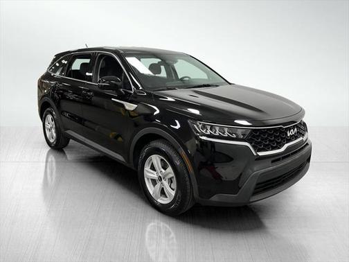 2022 Kia Sorento LX