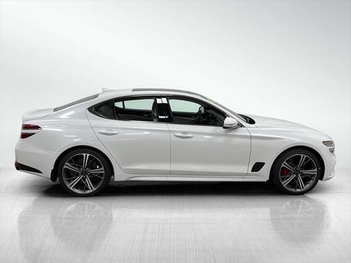 2025 Genesis G70 2.5T RWD