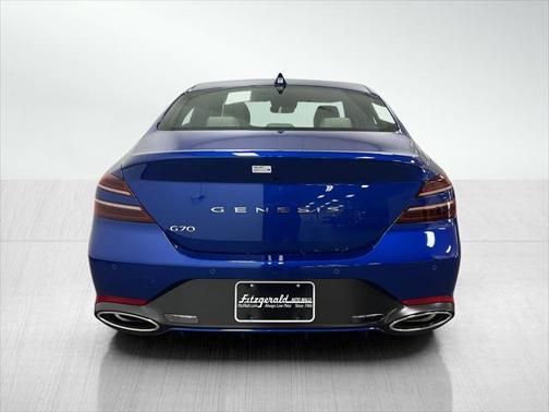 2025 Genesis G70 2.5T RWD