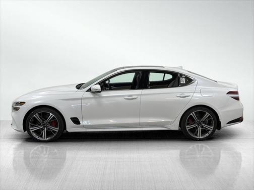 2025 Genesis G70 2.5T RWD