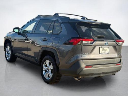 Magnetic Gray Metallic 2021 Toyota RAV4 Hybrid XLE