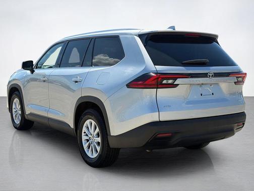 Celestial Silver Metallic 2025 Toyota Grand Highlander XLE