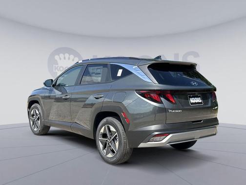 Amazon Gray 2026 Hyundai TUCSON Hybrid SEL
