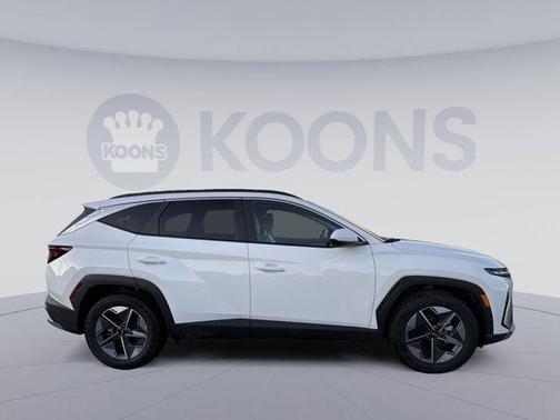 Serenity White Pearl 2025 Hyundai TUCSON SEL