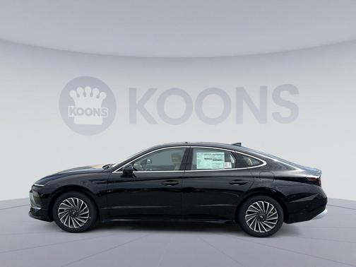 Abyss Black 2026 Hyundai SONATA Hybrid Limited