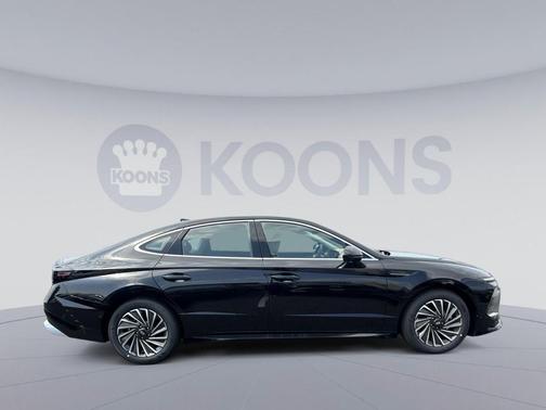 Abyss Black 2026 Hyundai SONATA Hybrid Limited