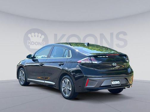 2021 Hyundai IONIQ Plug-In Hybrid SEL