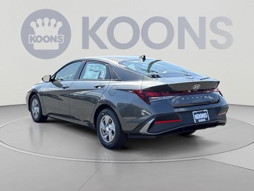 Amazon Gray 2026 Hyundai ELANTRA SE