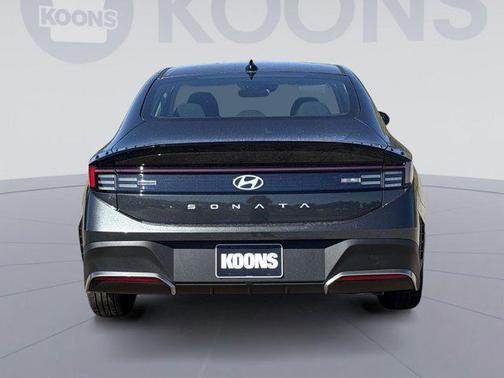 2026 Hyundai SONATA SE
