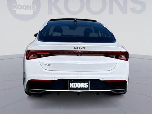 2022 Kia K5 EX