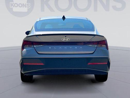 2025 Hyundai ELANTRA Sport