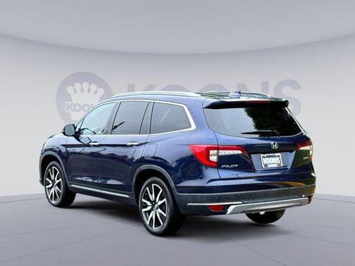 2022 Honda Pilot Touring 8-Passenger