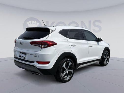2017 Hyundai TUCSON Sport
