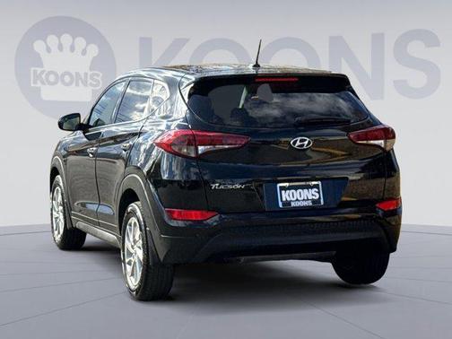 2016 Hyundai TUCSON SE