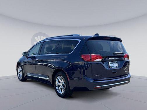Jazz Blue Pearlcoat 2019 Chrysler Pacifica Limited