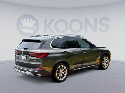2022 BMW X5 PHEV xDrive45e