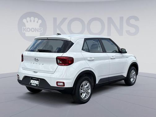 Lunar White 2026 Hyundai VENUE SE