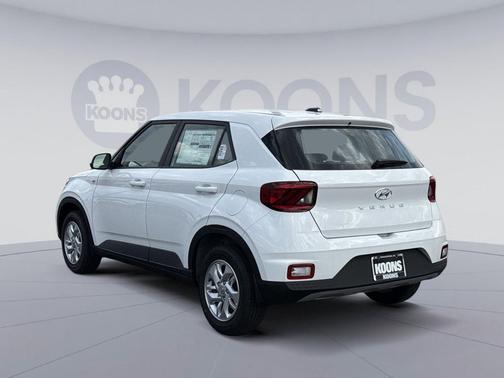 Lunar White 2026 Hyundai VENUE SE